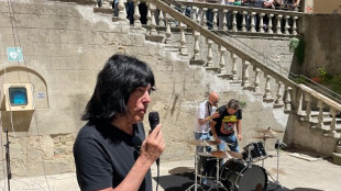 Concerto a sorpresa Marky Ramone per liceo Castiglion Fiorentino