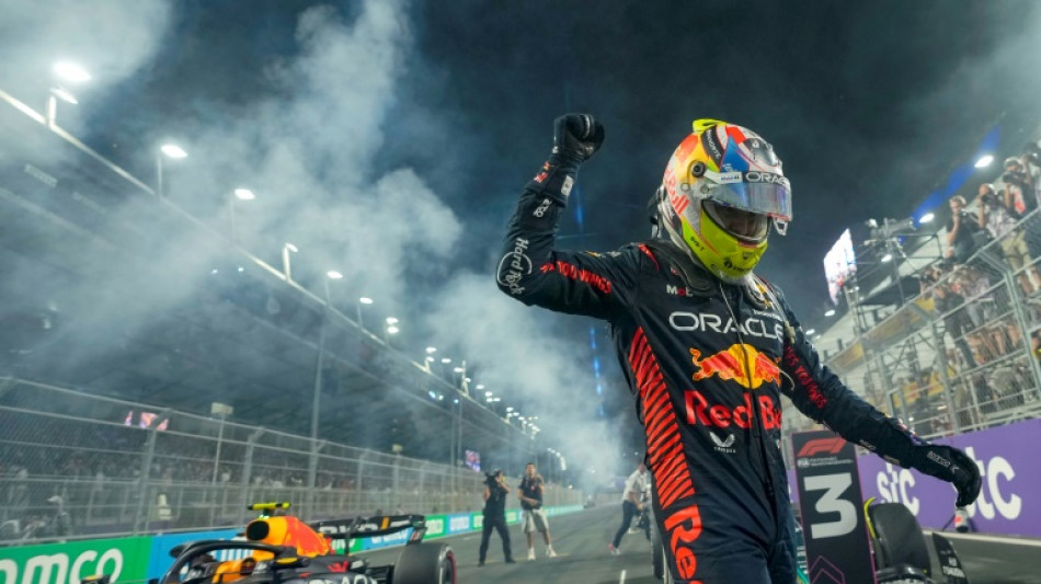 Sergio Pérez gana en Arabia Saudita, con Verstappen segundo tras una gran remontada