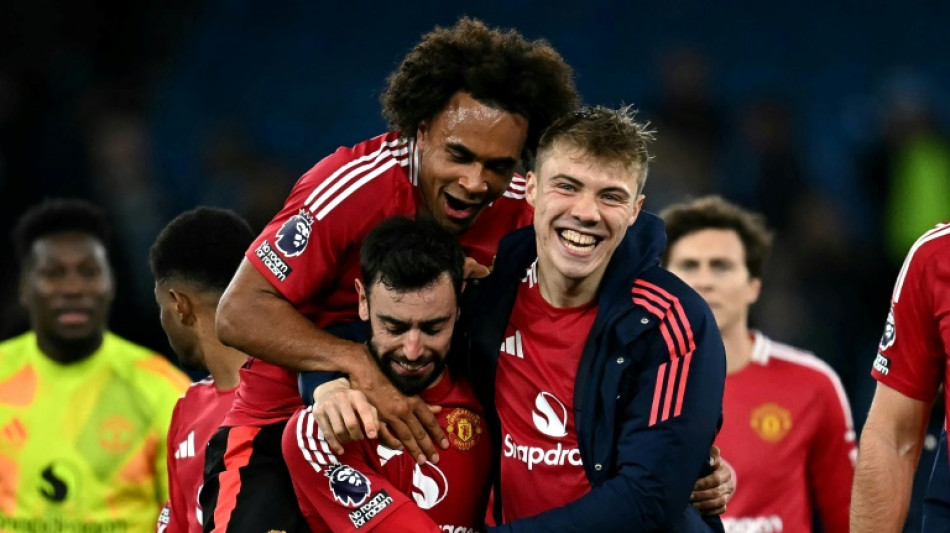 Man Utd deepen Guardiola's gloom, Chelsea gain on Liverpool