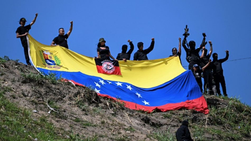 Venezuela fija elecciones legislativas y regionales en abril; Machado insiste en boicot