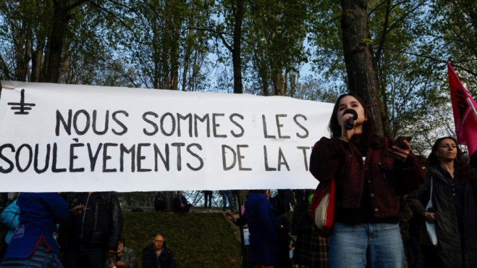 Des rassemblements en France contre la dissolution de "Soulèvements de la Terre"