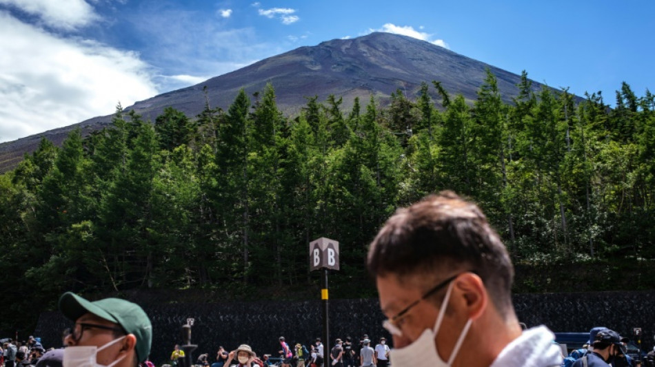 Japon: vers une limitation des randonneurs ce week-end au mont Fuji