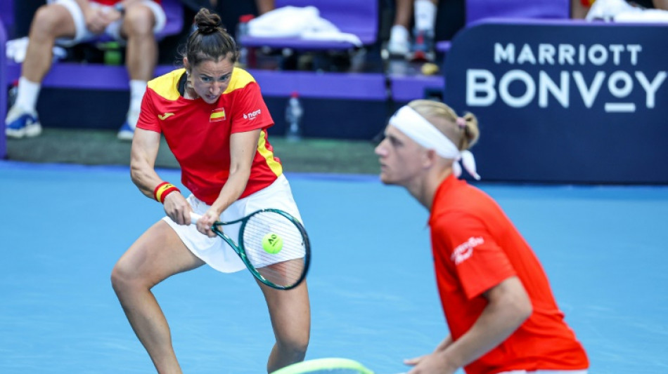 España vence 2-1 a Brasil en arranque de la United Cup de tenis