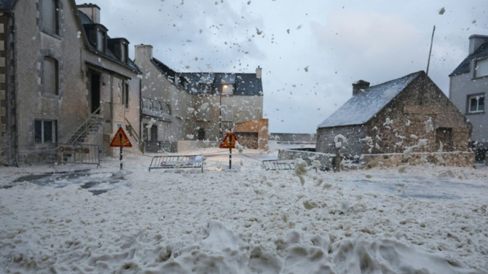 Deux morts en France après la tempête Ciaran qui se décale vers le nord