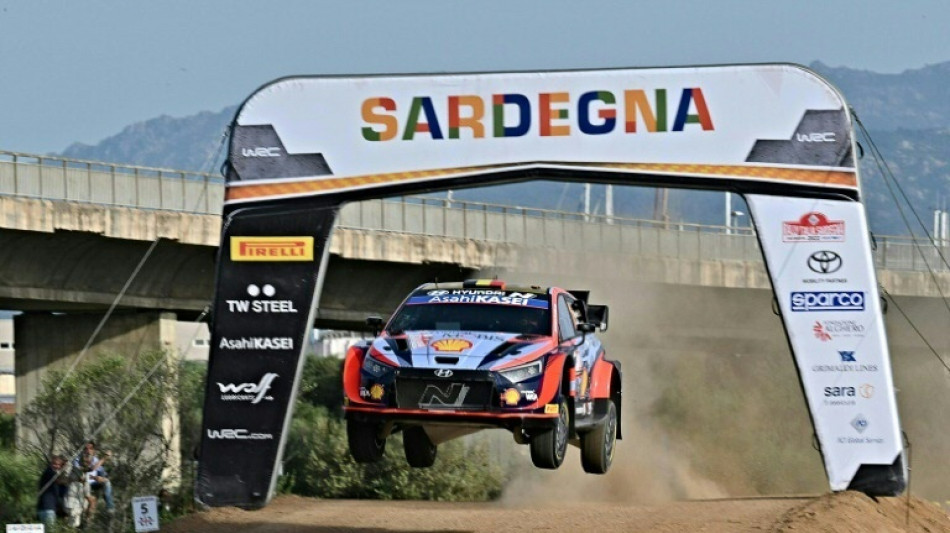 Neuville sets pace at Sardinia Rally