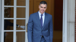 Pedro Sánchez intenta contener un escándalo de corrupción que sacude a España