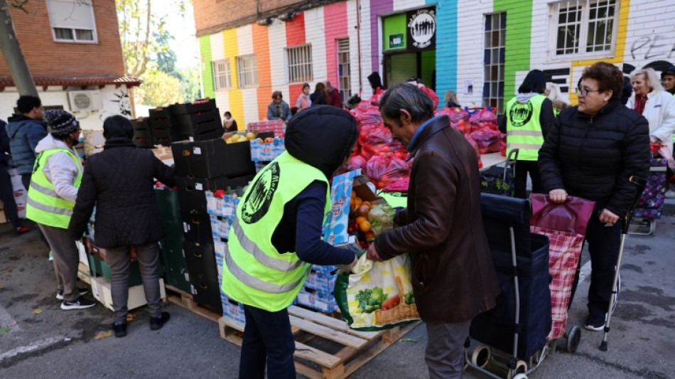 La inflación agranda las colas del hambre en España