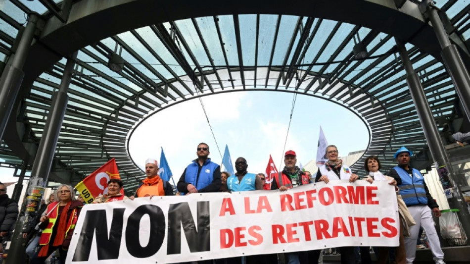 Un 1er mai "unitaire" et "combatif" contre la réforme des retraites, débordements dans plusieurs villes