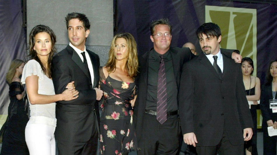 Jennifer Aniston et David Schwimmer rendent à leur tour hommage à Matthew Perry