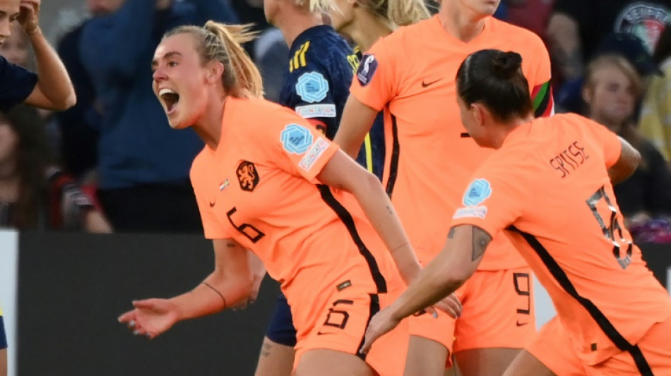 Euro féminin: les Pays-Bas accrochent la Suède malgré les coups du sort