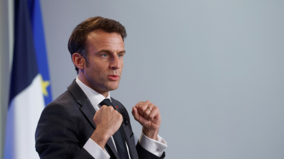 Macron à Dunkerque pour vanter un "symbole" de la réindustrialisation