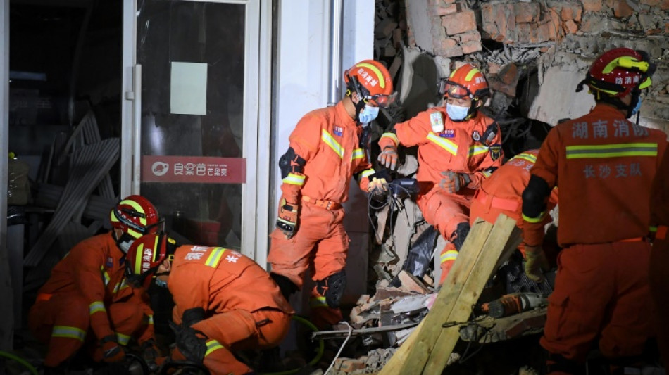 Dos muertos en el derrumbe de un edificio en China
