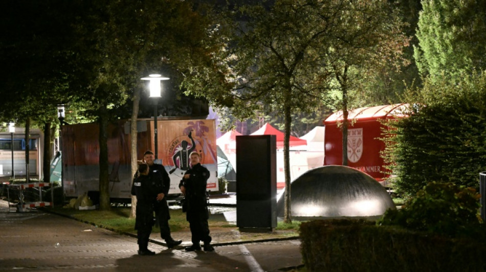 Drei Tote und vier Schwerverletzte bei Messerangriff auf Stadtfest in Solingen