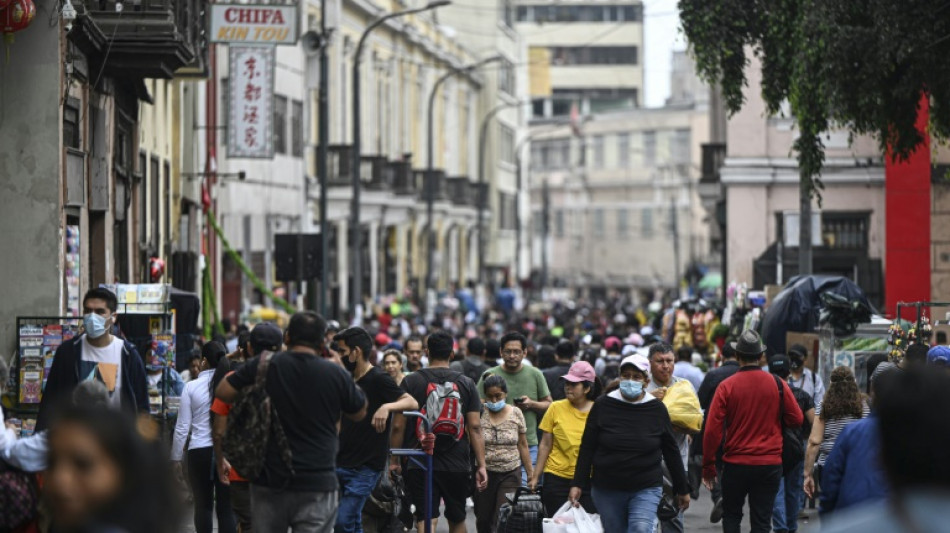 La economía de Perú, un "edificio antisísmico" ante terremotos políticos