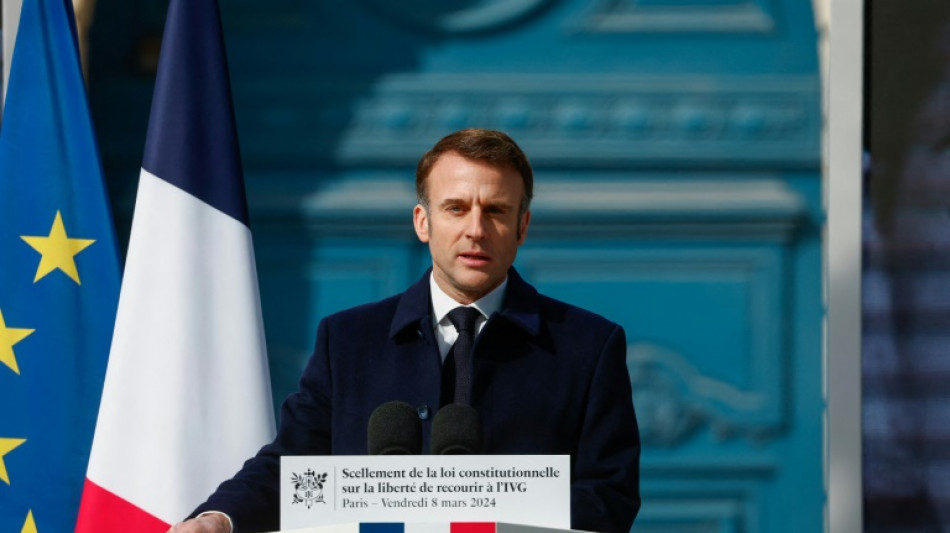 Macron quiere inscribir el aborto como un derecho fundamental en la UE