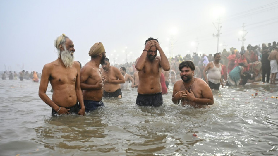 Coup d'envoi en Inde du pèlerinage hindou géant de la Kumbh Mela