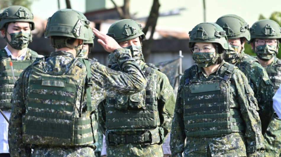 Taiwan military reservists train under cloud of Ukraine war