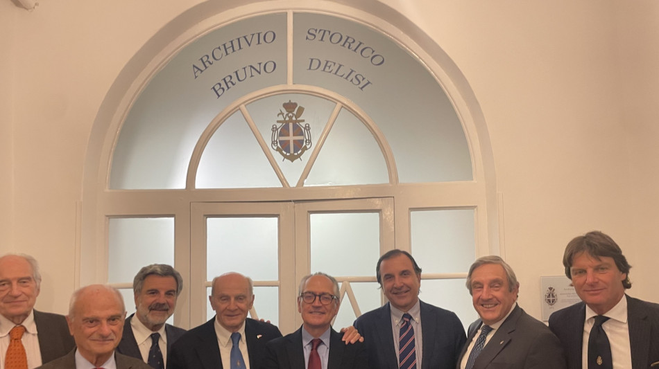 Canottaggio: il circolo Tevere Remo inaugura l'Archivio storico