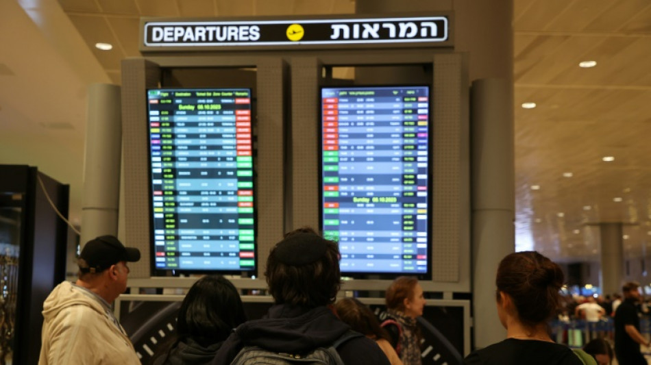 Israël-Gaza: des dizaines de vols internationaux annulés vers Tel-Aviv, El Al maintient les siens