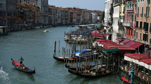 Surtourisme: Venise va tester une taxe visant les touristes à la journée