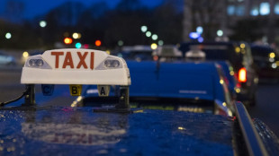 Uber accusé de concurrence déloyale par 2.480 taxis: décision le 18 décembre