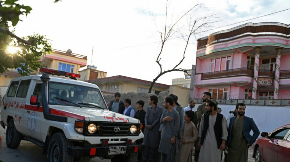 Mindestens zehn Tote bei Bombenexplosion in Moschee in Kabul 