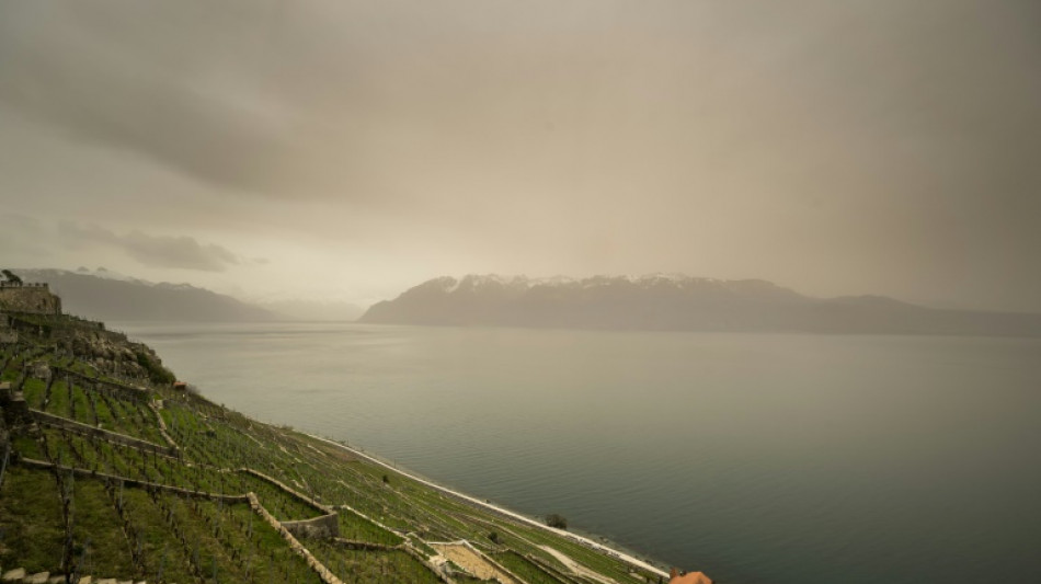 La Suisse enveloppée dans un voile de sable du Sahara