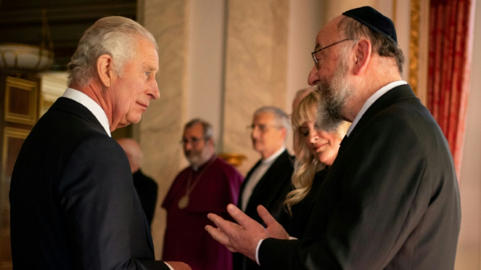 King Charles helps chief rabbi respect Shabbat at coronation