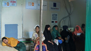 In crowded camps, Rohingya refugees embrace family planning