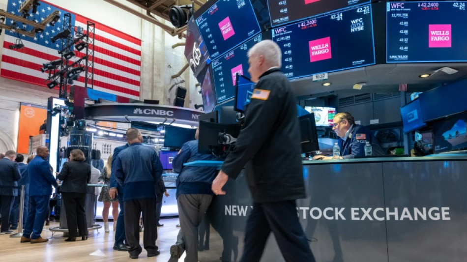 Wall Street fait du surplace à l'issue d'une séance sans lustre