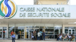 Après des années d'impayés, les retraités gabonais espèrent enfin toucher leurs pensions