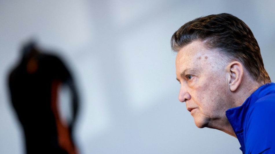 El seleccionador holandés, Louis Van Gaal, da positivo al covid-19