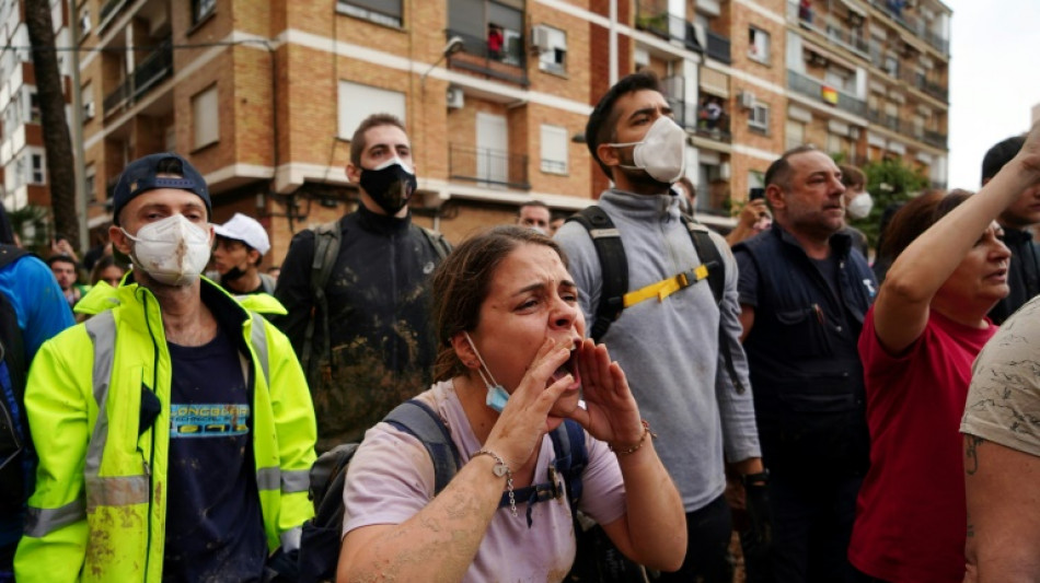 O ‘estouro’ de raiva de Valencia contra a ‘errática’ e polarizada classe política espanhola