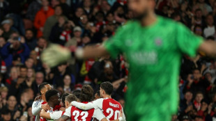 Arsenal vence PSG (2-0) na segunda rodada da Liga dos Campeões