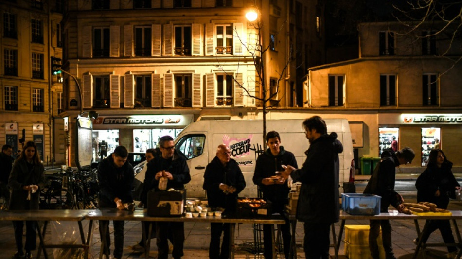 Pauvreté: les associations débordées par les demandes d'aide