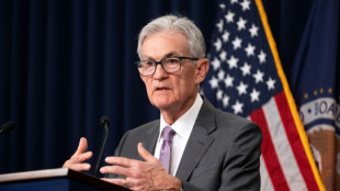 Fed hace fuerte recorte de tasas semanas antes de elección en EEUU