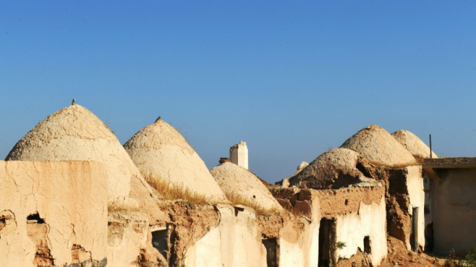 Casas con cúpulas tradicionales desaparecen poco a poco en el norte de Siria