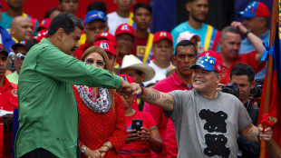 Maduro, 'la forza di Maradona è con noi per battere i fascisti'