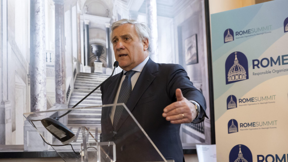 Tajani, perplessi su Superbonus ma resta fiducia al governo