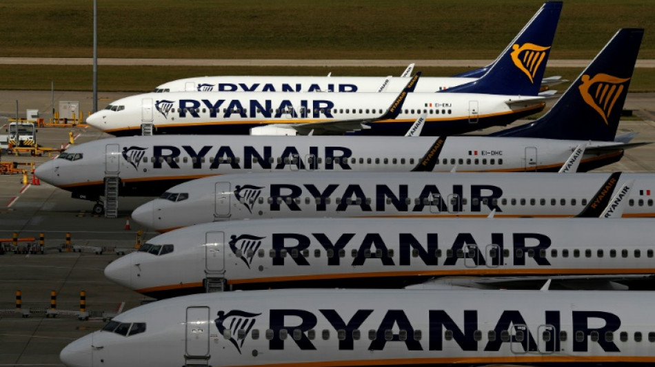 Ryanair verringert Verlust deutlich