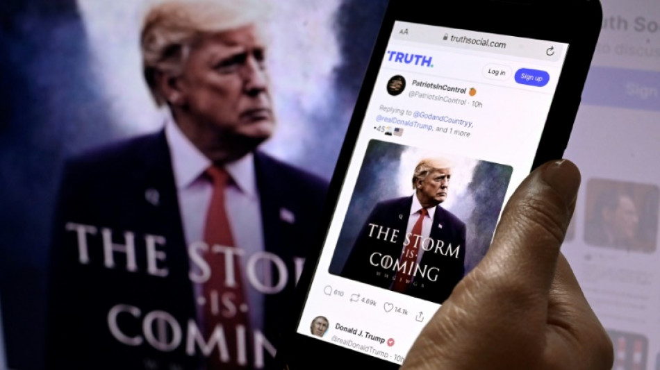 Google aprueba en su tienda de aplicaciones a Truth Social, la red social de Trump