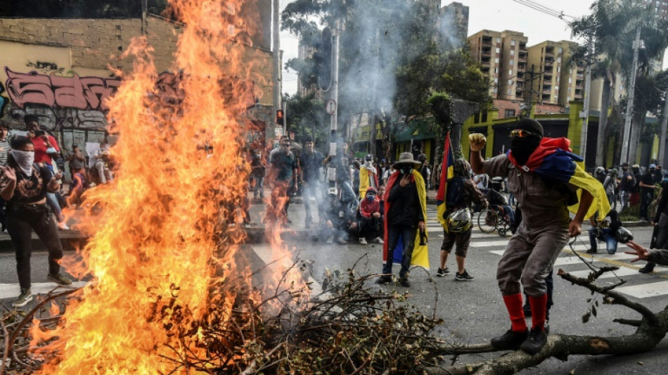 Am Jahrestag von Unruhen in Kolumbien erneut Zusammenstöße bei Protesten