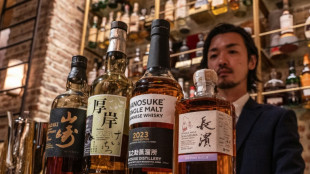 Famoso whisky de Japón saborea la bonanza en su centenario