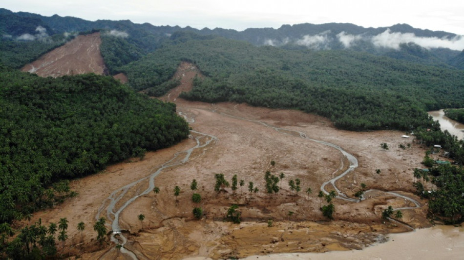 Sube a 117 el número de muertos por inundaciones en Filipinas 