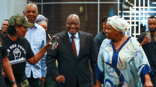 Zuma acusa al presidente sudafricano de "comprar" su cargo