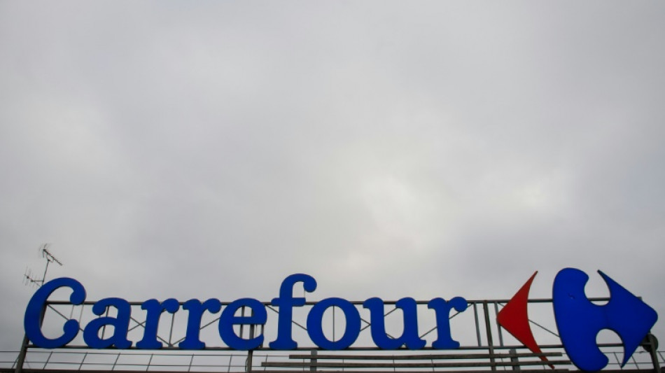 Carrefour attaqué en justice sur sa politique sociale en France