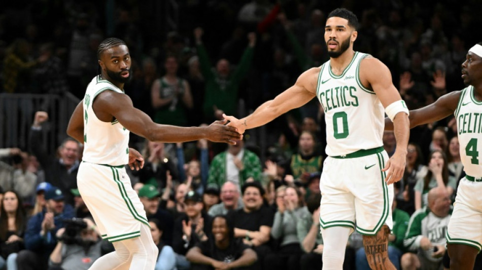 Celtics dominan a Minnesota y Butler brilla para Miami