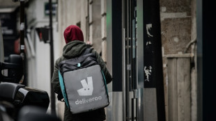 La justice inflige une amende record à la plateforme Deliveroo pour "travail dissimulé"