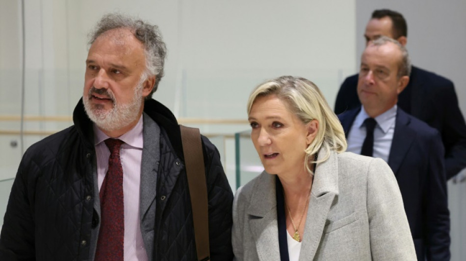 La justicia francesa juzga a la líder ultraderechista Le Pen por malversación de fondos europeos