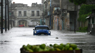 Florida braces for 'extremely dangerous' Hurricane Idalia